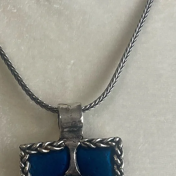 Cyclope Paris Large Pendant Necklace - Picture 7 of 7